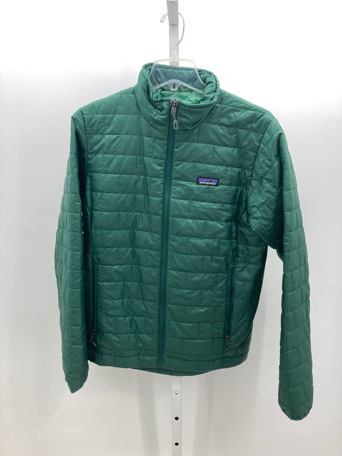 QUILTED ZIP UP JACKET.