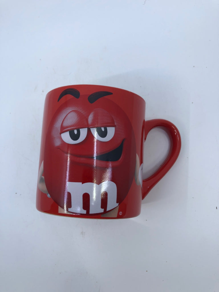 RED M&M MUG.