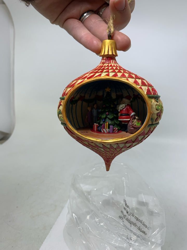 NIB JIM SHORE SANTA TREE RED/GOLD ORNAMENT.