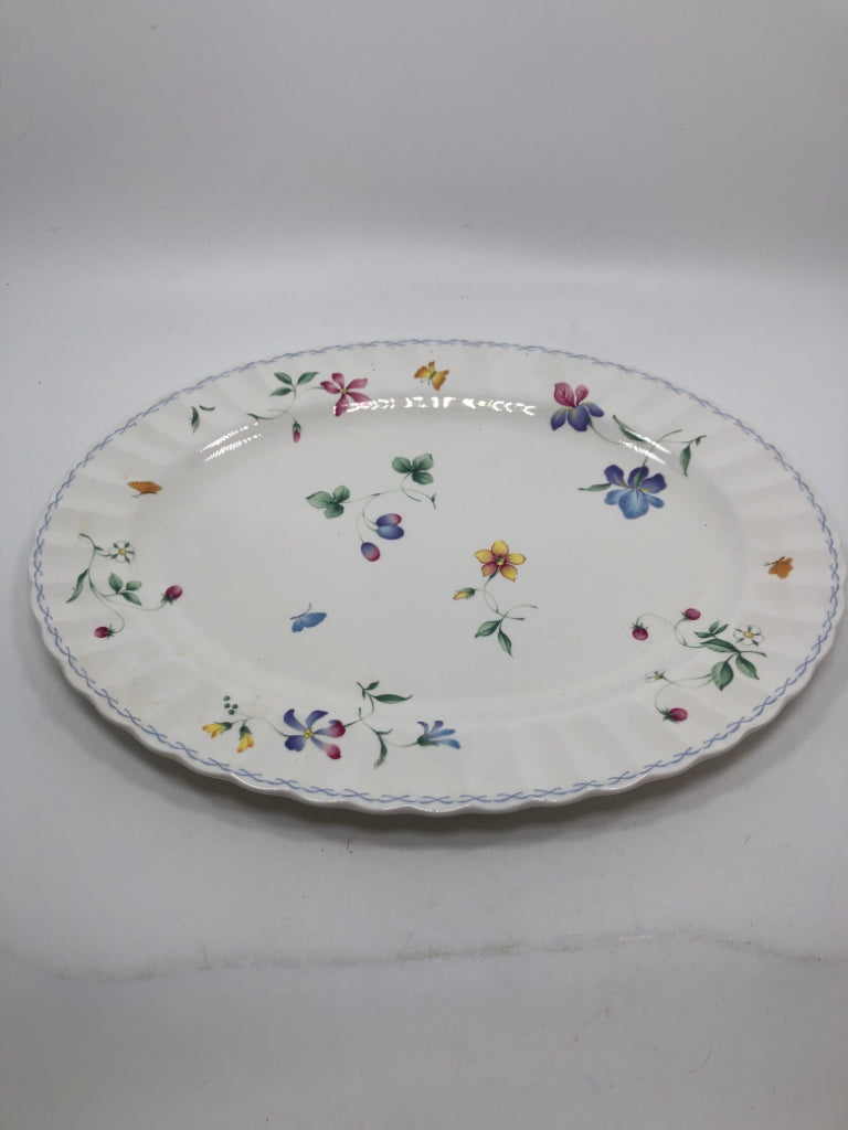 43PC MIKASA SORRENTO DISH SET SERVICE FOR 6.