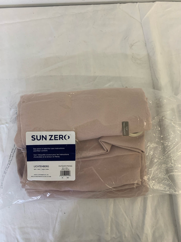 NIP SUN ZERO PALE PINK CURTIAN PANEL.