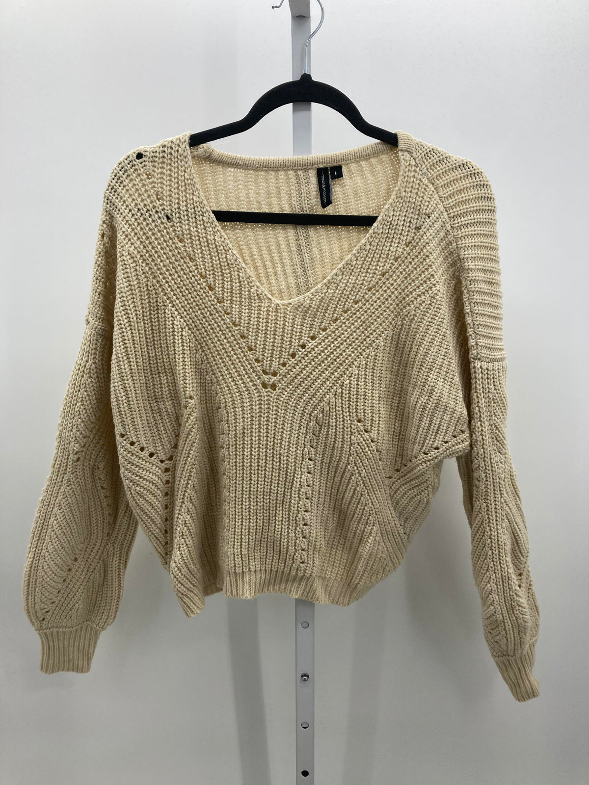 moon & madison Size Medium Juniors Long Sleeve Sweater