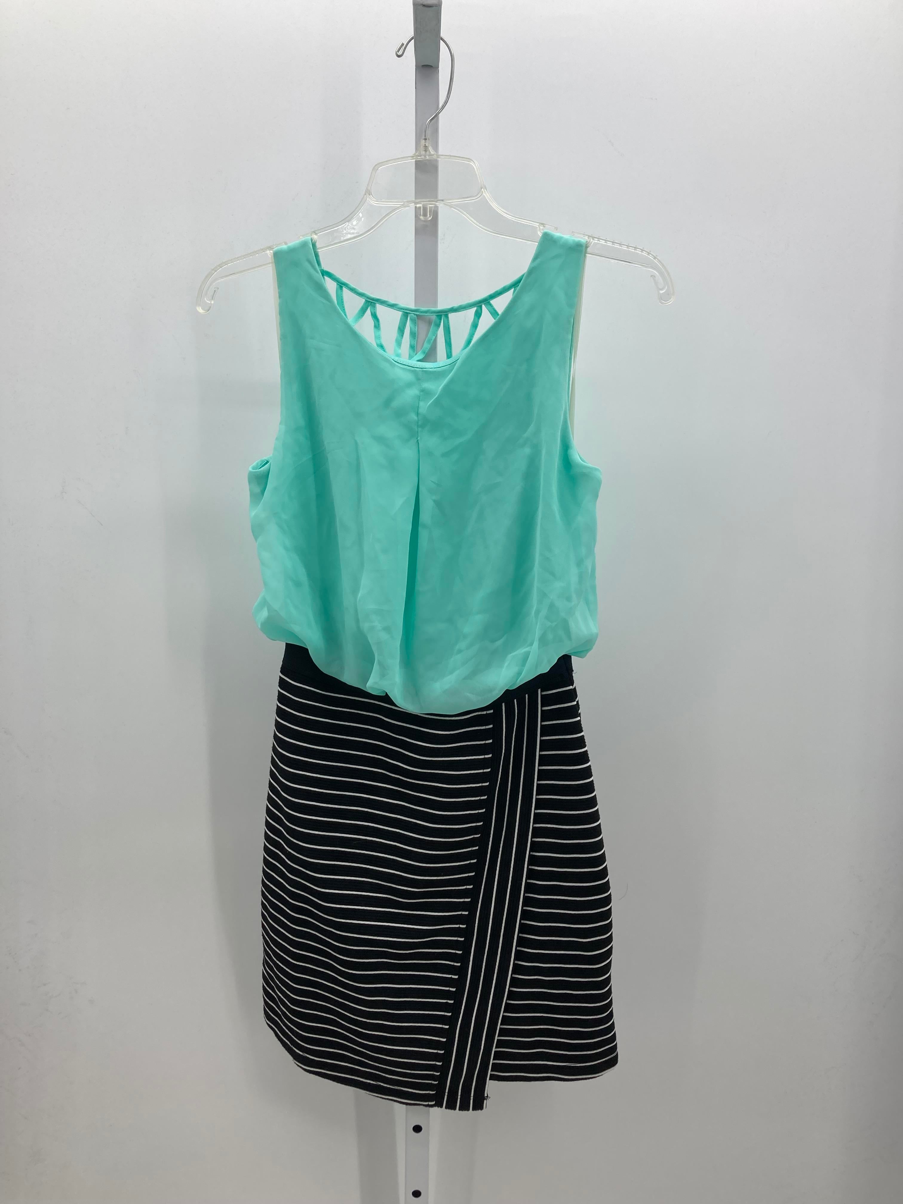 Speechless Size Medium Juniors Sleeveless Dress
