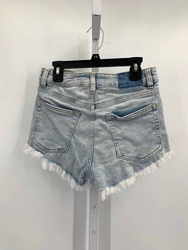 Divided Size 5 Juniors Shorts