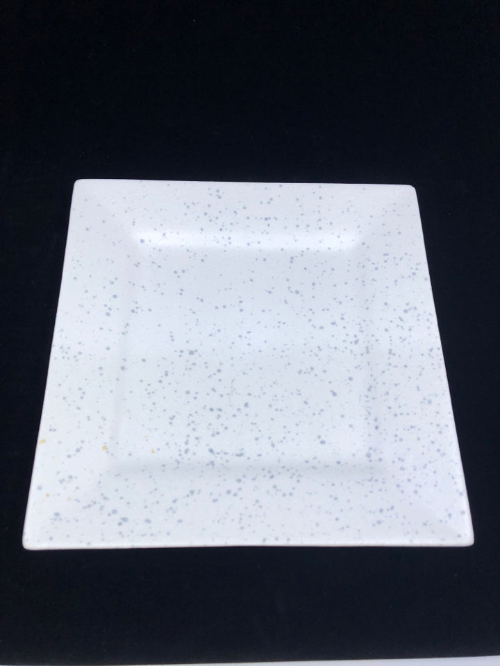 WHITE SPECKLED SERVING PLATE.