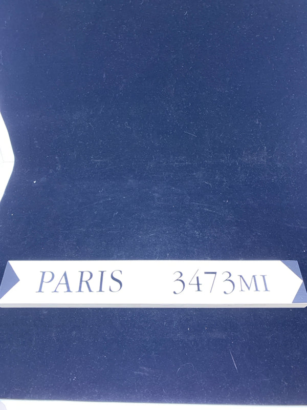 WHITE PARIS 4373 MI WALL SIGN.
