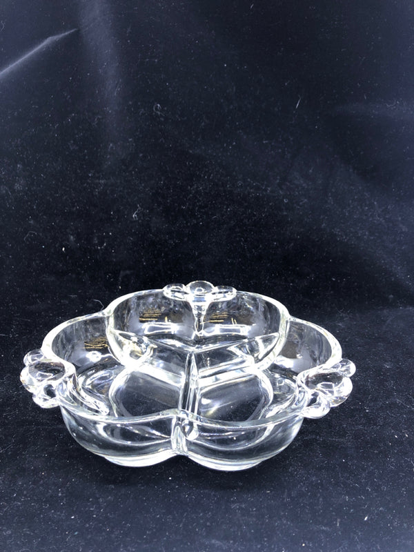 FLOWER LIKE CURVY ROUND DIVIDED GLASS BOWL.