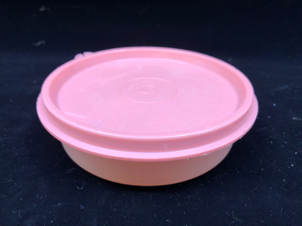 TUPPERWARE SMALL CONTAINER W/ PINK LID.