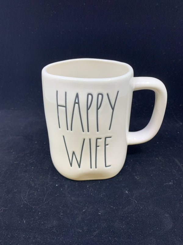 RAE DUNN "HAPPY WIFE" MUG.