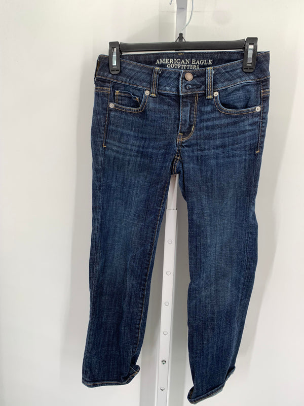 American Eagle Size 00 Juniors Cropped